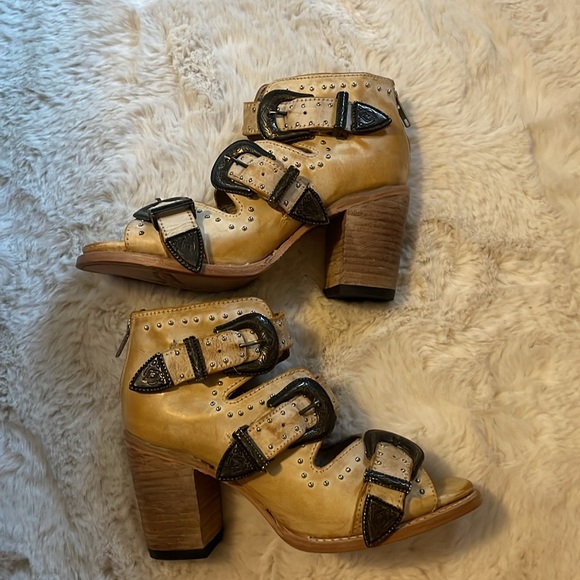 Freebird Violet Boots - Picture 7 of 7